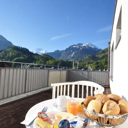 Ξενοδοχείο Merkur - West Station Ιντερλάκεν