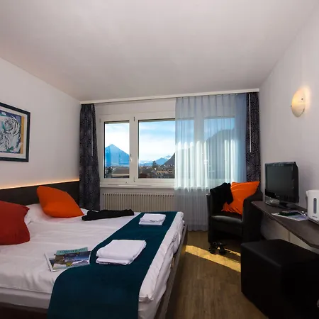 Ξενοδοχείο Merkur - West Station 3*