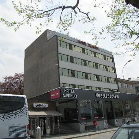호텔 Merkur - West Station 3*