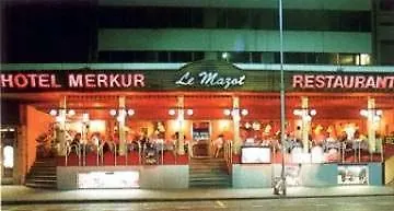 Merkur - West Station Hotel
