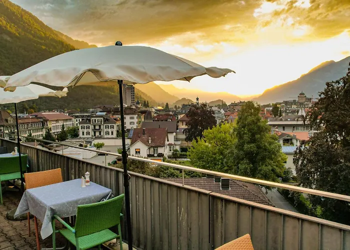 Hotel Merkur - West Station