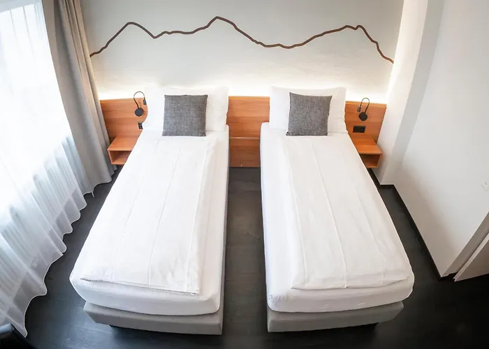 Merkur - West Station 3* Interlaken