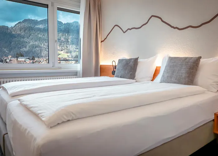 Merkur - West Station 3*