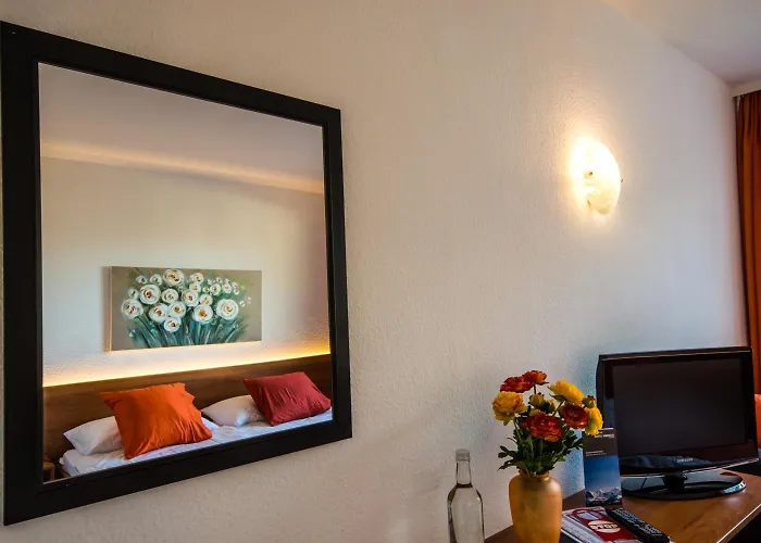 Merkur - West Station فندق إنترلاكن