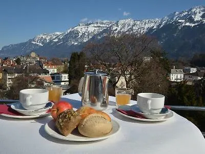 Hotel Merkur - West Station 3*