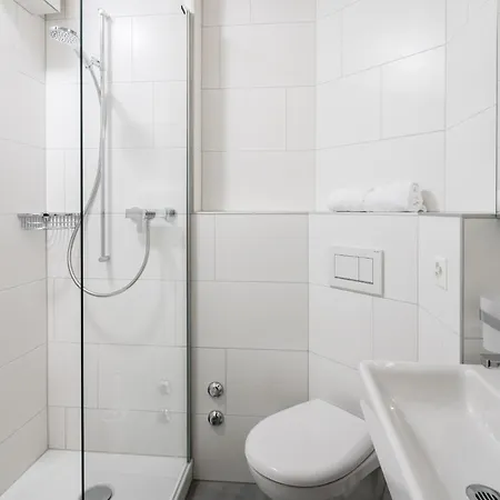 Merkur - West Station 3*