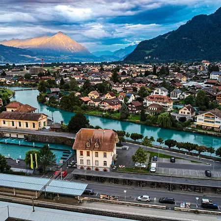 Merkur - West Station Hotel Interlaken