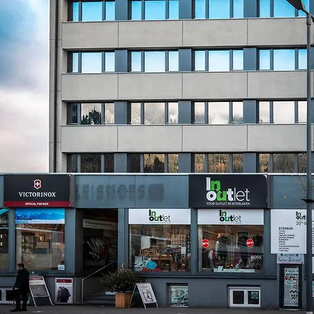 Merkur - West Station Отель Интерлакен